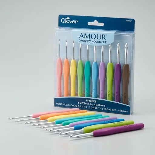 Clover Amour Crochet Hooks Set view 3